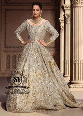 Heavy Bridal Luxury Wear for Wedding Rochester New York USA Golden Bridal Gown with long trails
