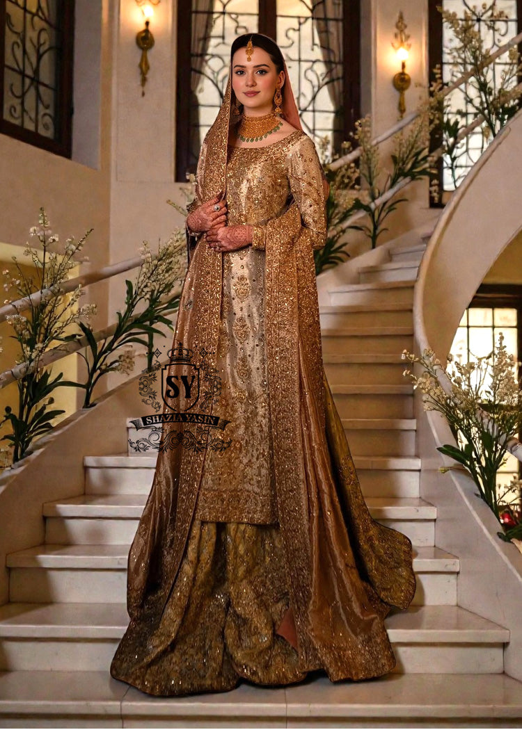 A bridal dress is a once in a lifetime experience, so find the perfect style for you from our extensive bridal fashion catalogue.