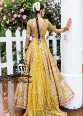 The Sunglow wedding Lehenga choli is a stunning choice for Mayon brides who desire a blend of modern sophistication and timeless elegance.