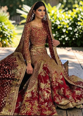Obsessed with this sweetheart neckline glitter bridal dress. The cathedral train adds the perfect touch of elegance. The delicate shimmer and flattering lehenga silhouette make it a dream for any bride. Perfect for a romantic ceremony or a grand celebration.