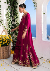 Elegant with a bold touch. This Kaftan dress features a rich burgundy tone that instantly gives a classy impression. The Caftan silhouette is Luxury, falls sleekly on the body, and still looks effortless for a sophisticated evening look.