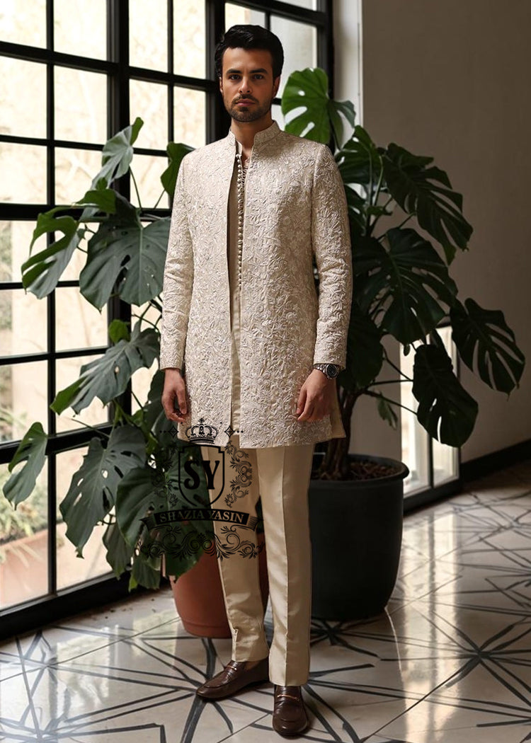 Introducing our absolute hit – a sherwani suit that will steal your hearts!
A Sherwani with a Straight-leg trousers = the perfect outfit.
Sleeves for maximum comfort.
A color that rejuvenates and adds radiance!