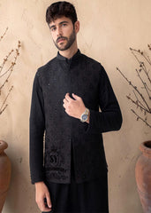 Elevate your men's style to new heights with exquisite men's regal embellished black waistcoat with kurta pajama set. Expertly crafted to make an impact on any special occasion.