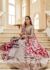 This looks like a great Bridal dress to get married in. Our captivating Bridal Pishwas dress will make you feel unbeatable. An exquisite, unique, and very elegant Lehenga design—discover it now at Shazia Yasin.
Designed for the bride who wants to shine.