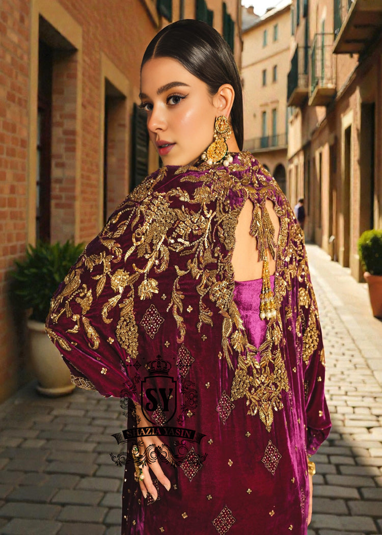 Velvet kaftan dresses that stand out for their elegance and femininity. Let yourself be surprised by our unique kaftan designs!
