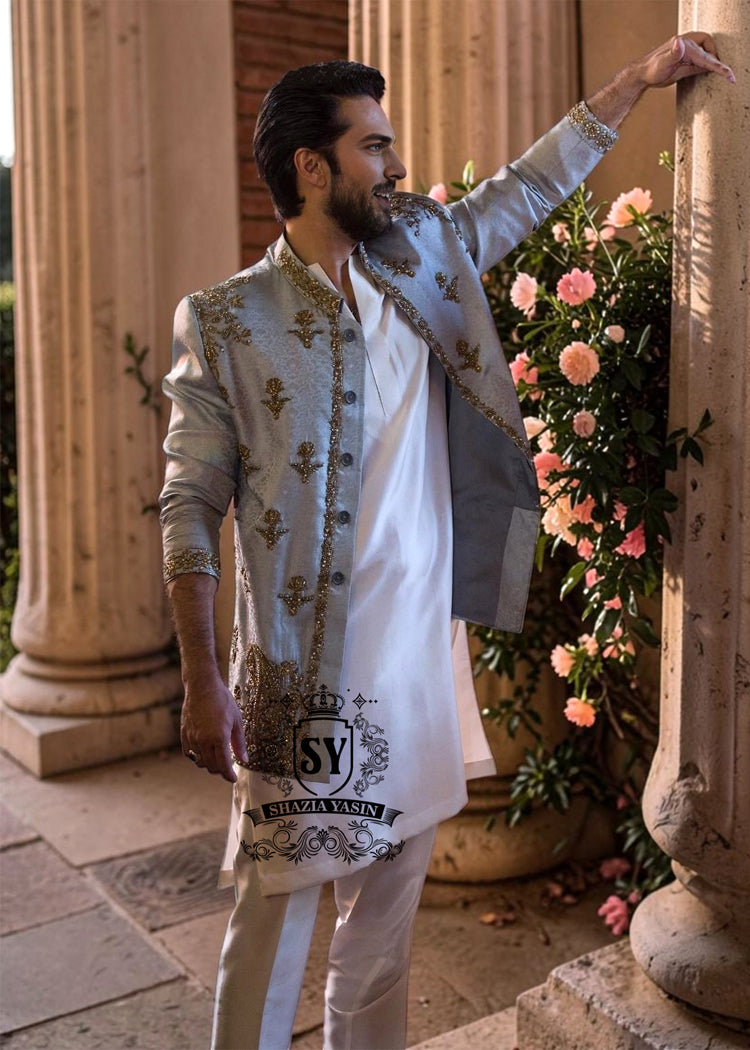 A refined wedding Prince suit with a bold personality. The Luxury lines, and mandarin collar lend a unique and sophisticated elegance, perfect for those who want to stand out in style on their most important day.