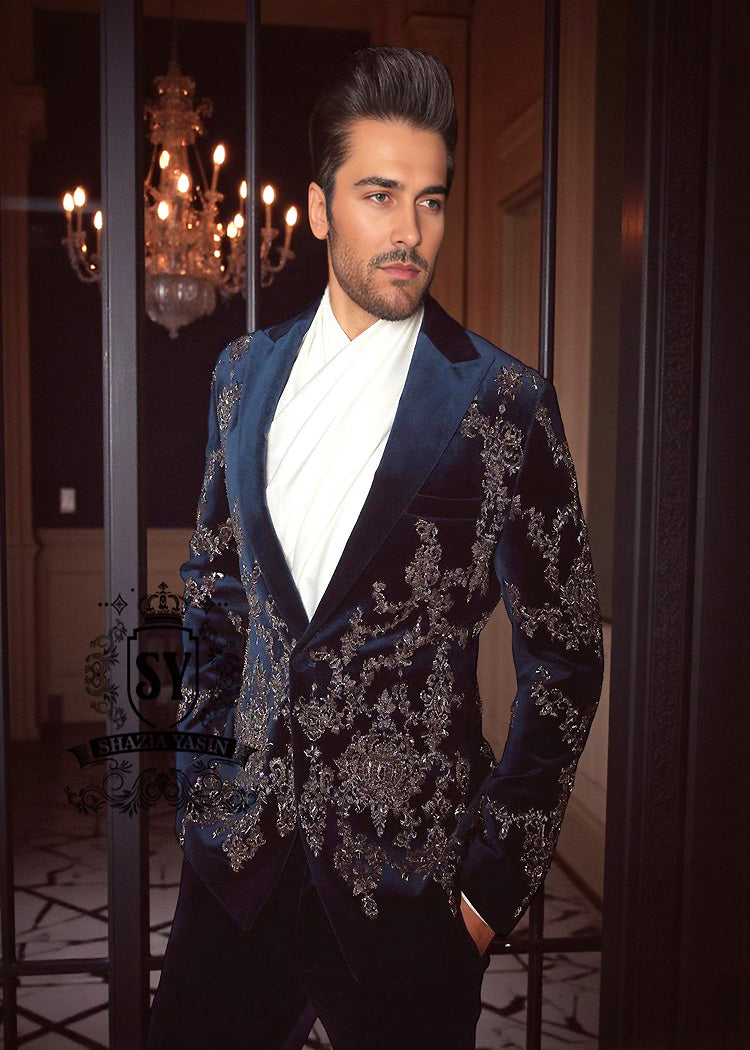 Stunning Men's Mirage Premium Single-breasted Tuxedo with Peak Lapel Norcross GA USA Good Looking Mens Tuxedo